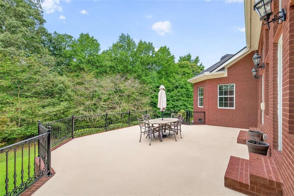 1077 Scales Creek Road Property Photo 6
