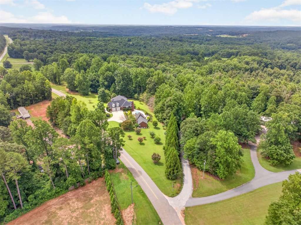 1077 Scales Creek Road Property Photo 7