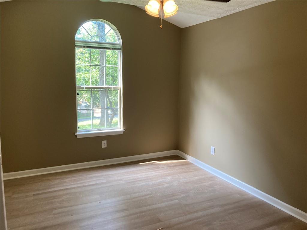 6110 Lakeside Court Property Photo 12