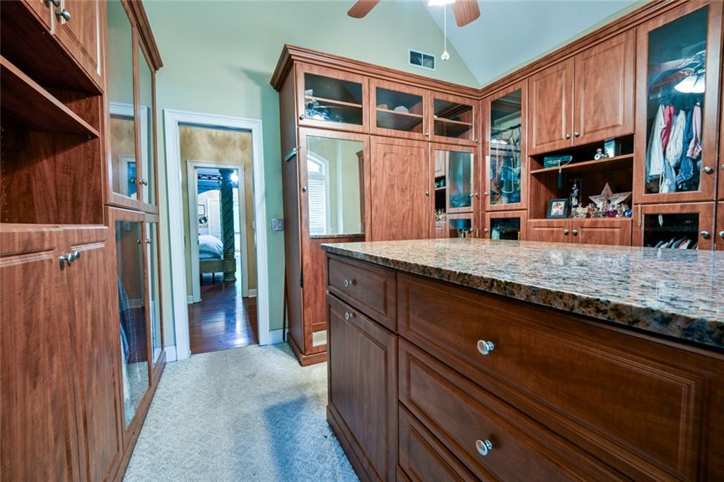 12426 Edgewater Drive Property Photo 27