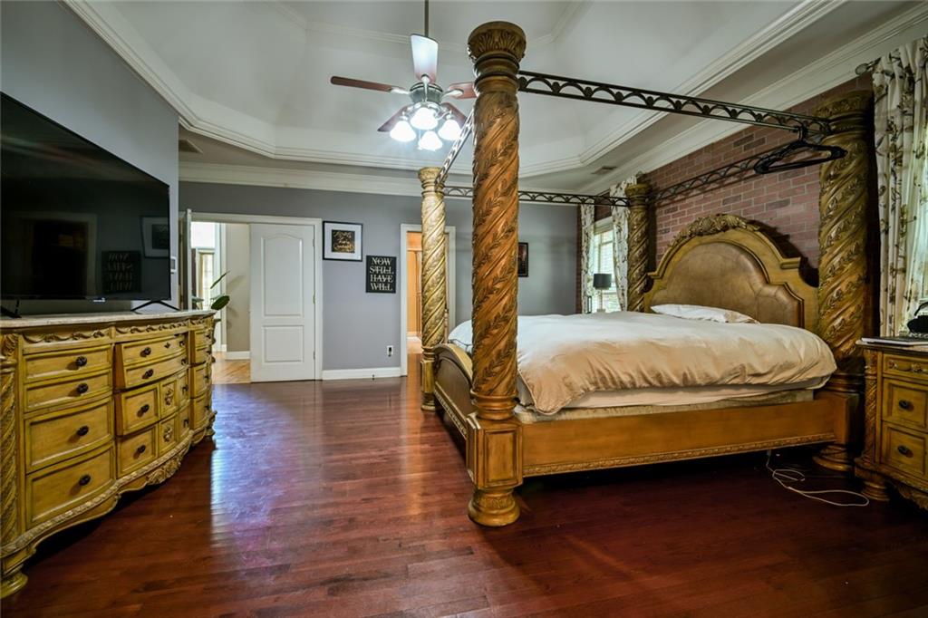 12426 Edgewater Drive Property Photo 36