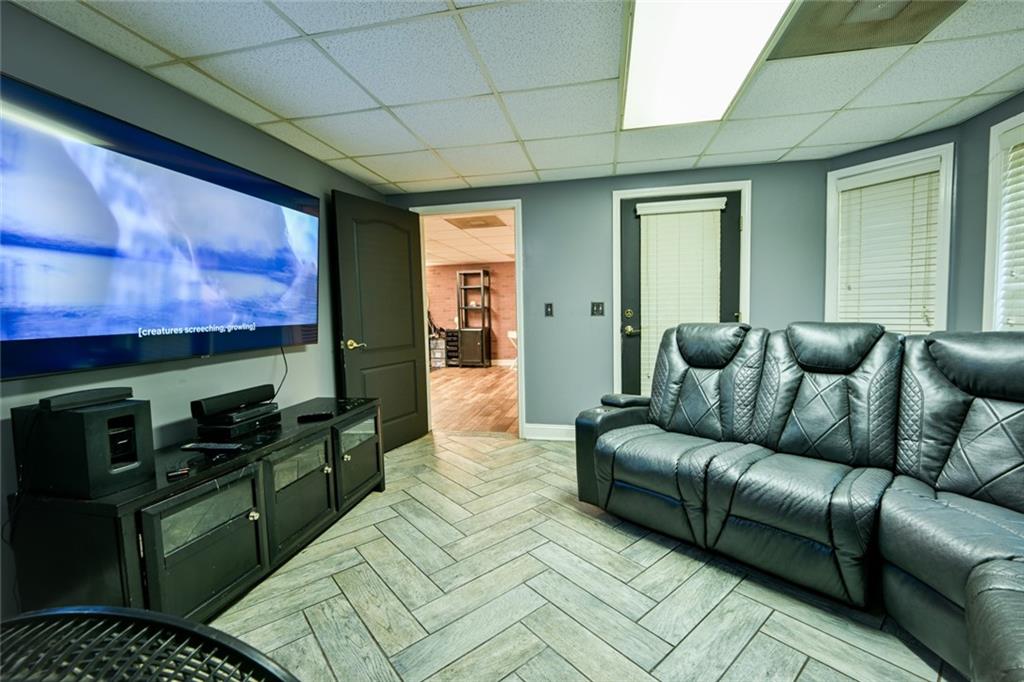 12426 Edgewater Drive Property Photo 81