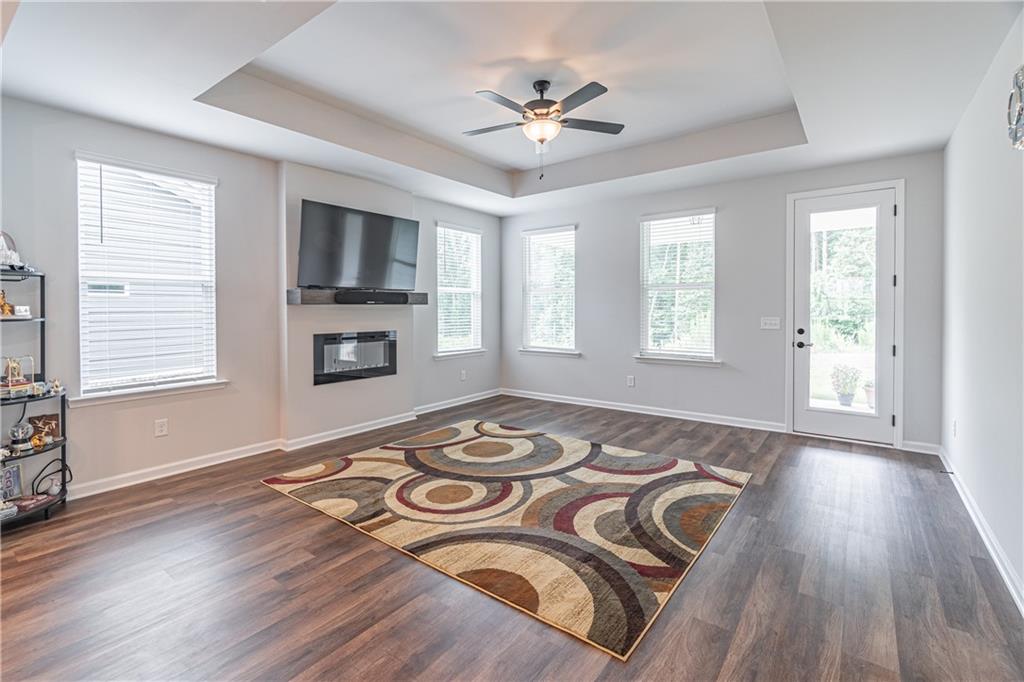 3644 Arrow Root Circle Property Photo 6