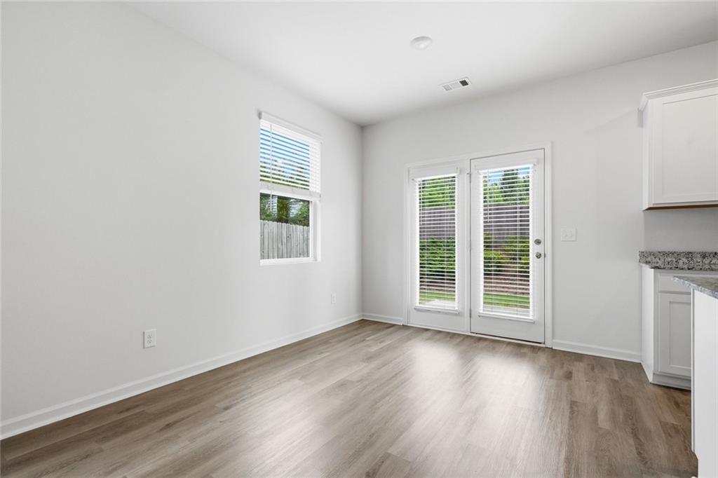 5260 Barberry Avenue Property Photo 11
