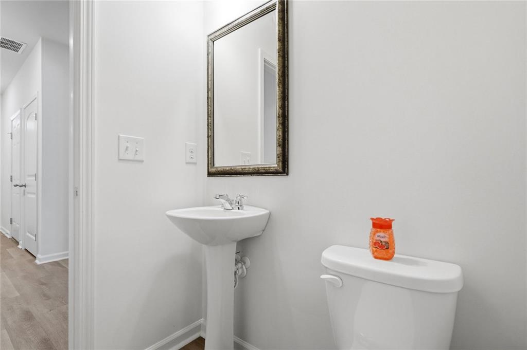 5260 Barberry Avenue Property Photo 12