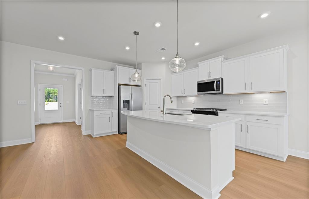 813 Oleander Court Property Photo 1