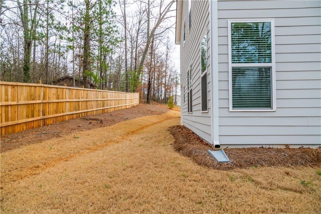 4700 Blake Loop Property Photo 4