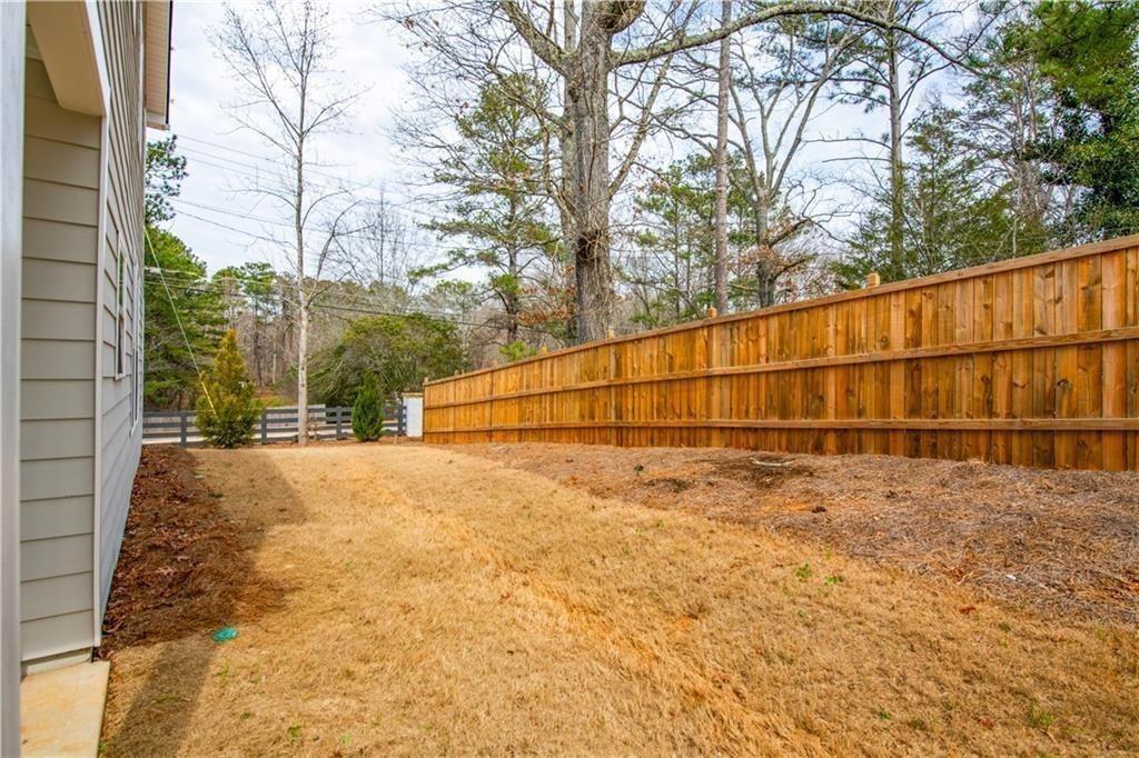 4700 Blake Loop Property Photo 6