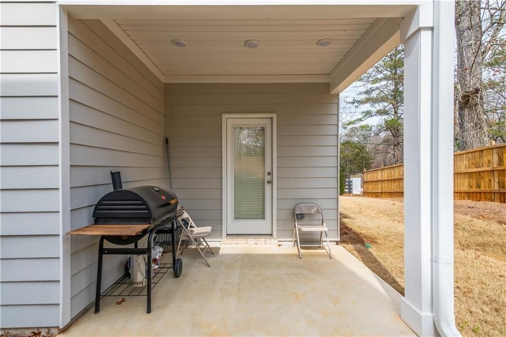 4700 Blake Loop Property Photo 7