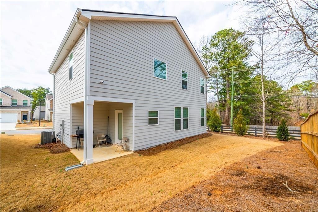 4700 Blake Loop Property Photo 9