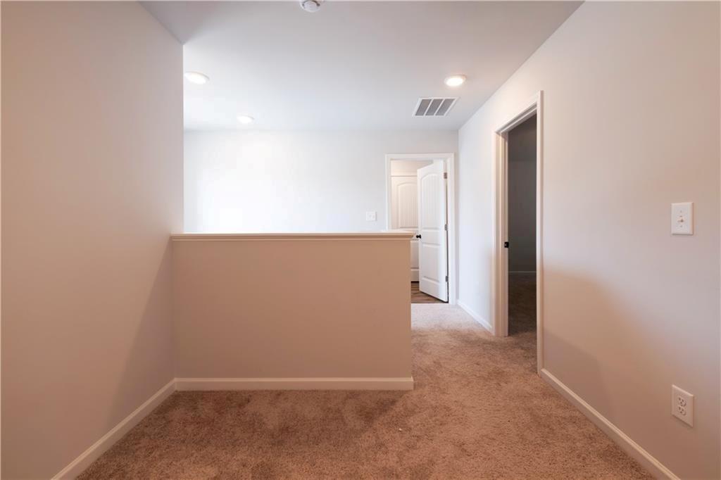 4700 Blake Loop Property Photo 34