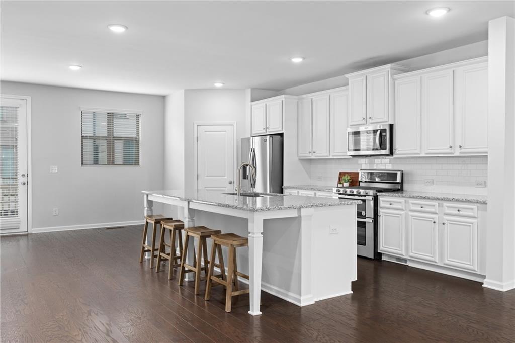 4361 White Spruce Alley Property Photo 3
