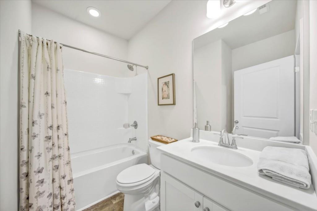 329 Ellington Drive Property Photo 23