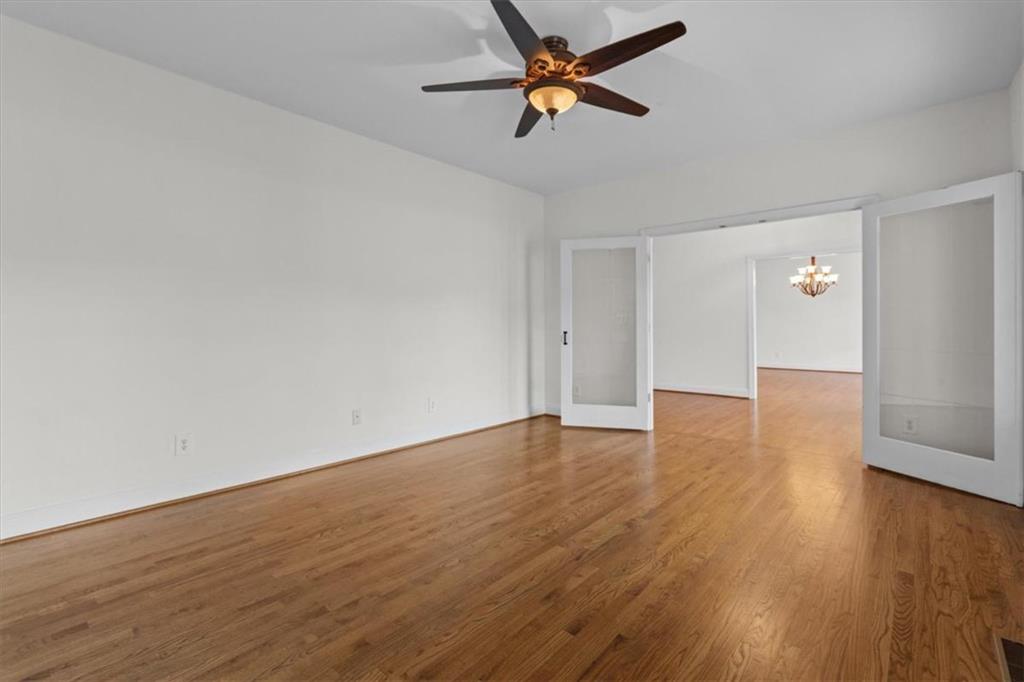 120 Camilla Drive Property Photo 10