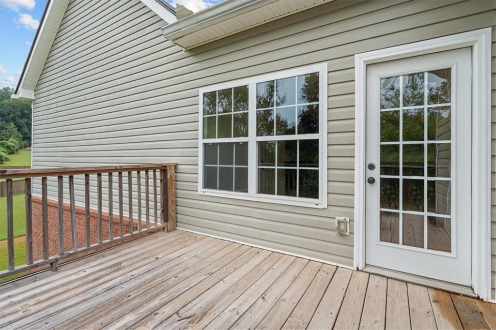 120 Camilla Drive Property Photo 18