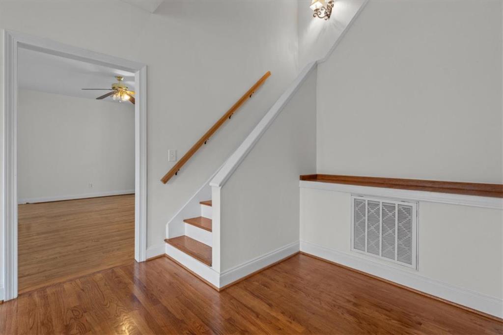 120 Camilla Drive Property Photo 32