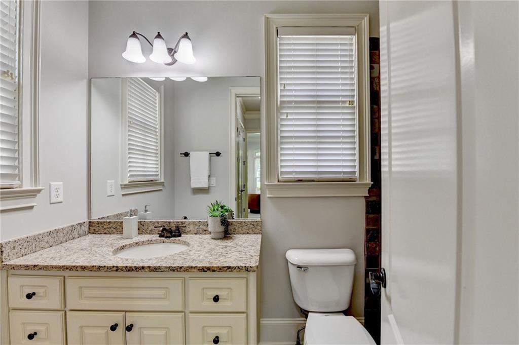 3487 Binghurst Road Property Photo 36