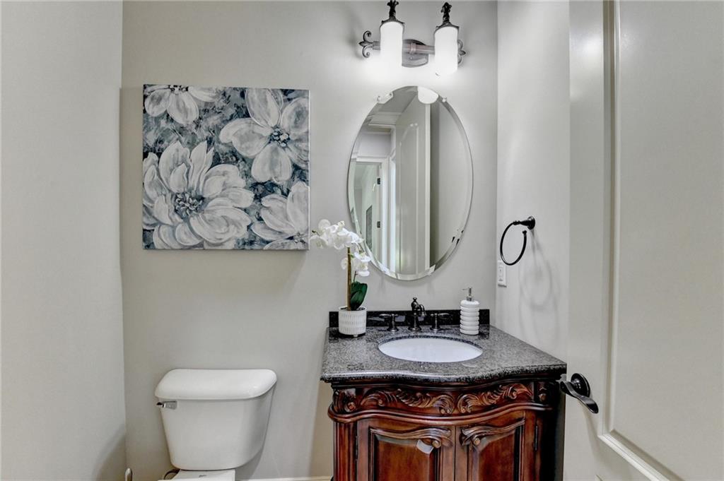 3487 Binghurst Road Property Photo 37