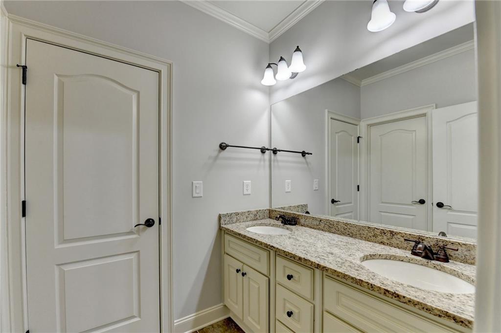 3487 Binghurst Road Property Photo 49