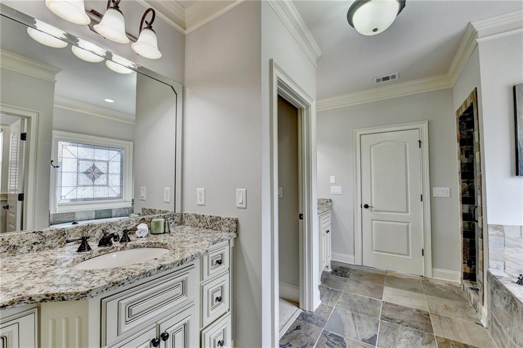 3487 Binghurst Road Property Photo 61