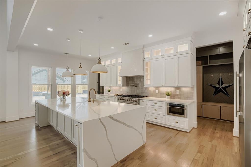 932 Cooper Road Property Photo 17