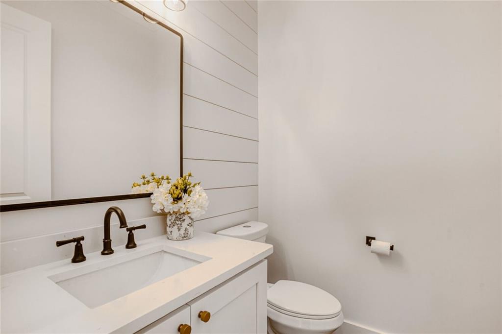 932 Cooper Road Property Photo 21