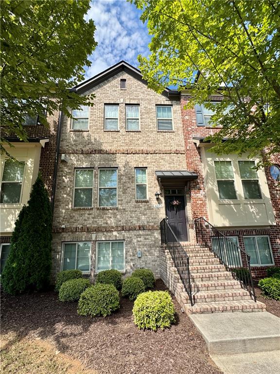 4355 Donahue Avenue Property Photo 1