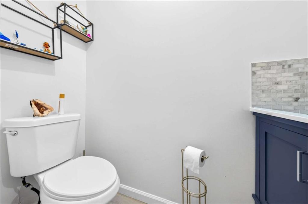 6715 Colchester Place Property Photo 21