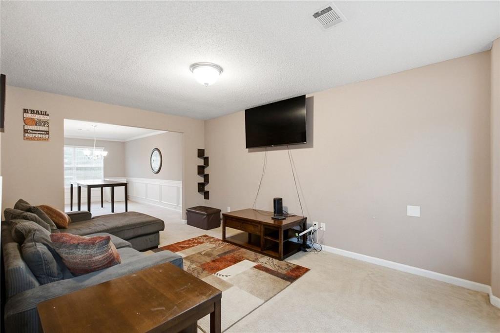 5503 Mudlark Circle Property Photo 8