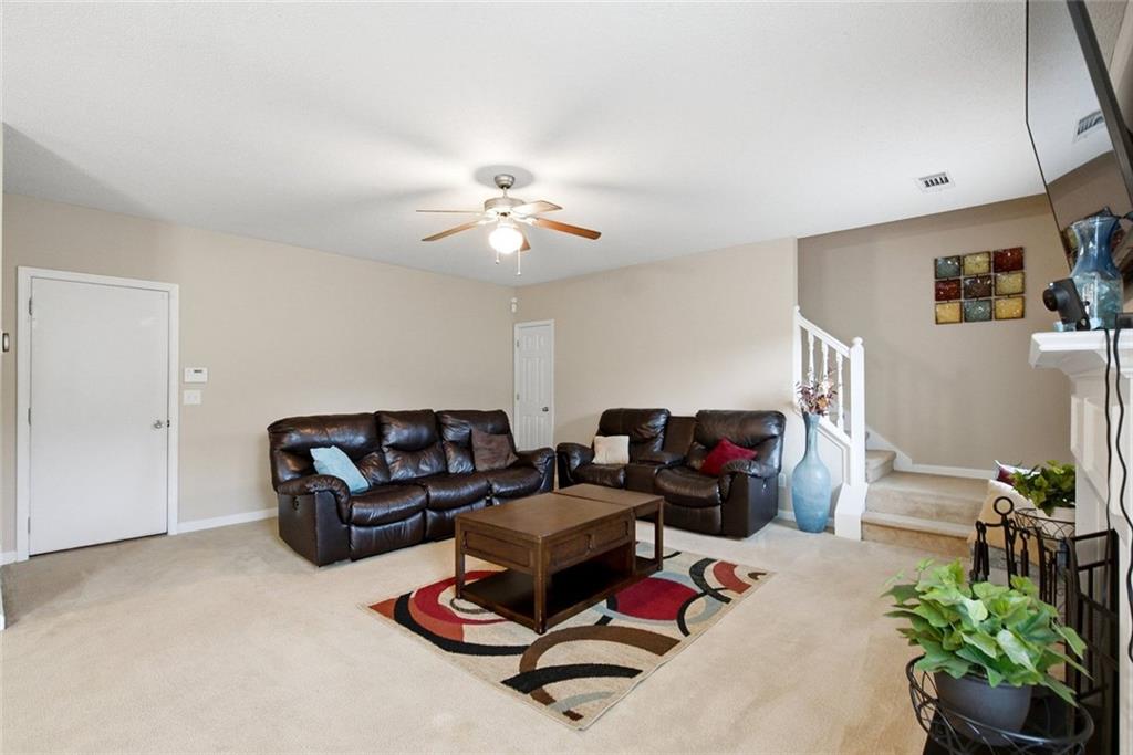 5503 Mudlark Circle Property Photo 13