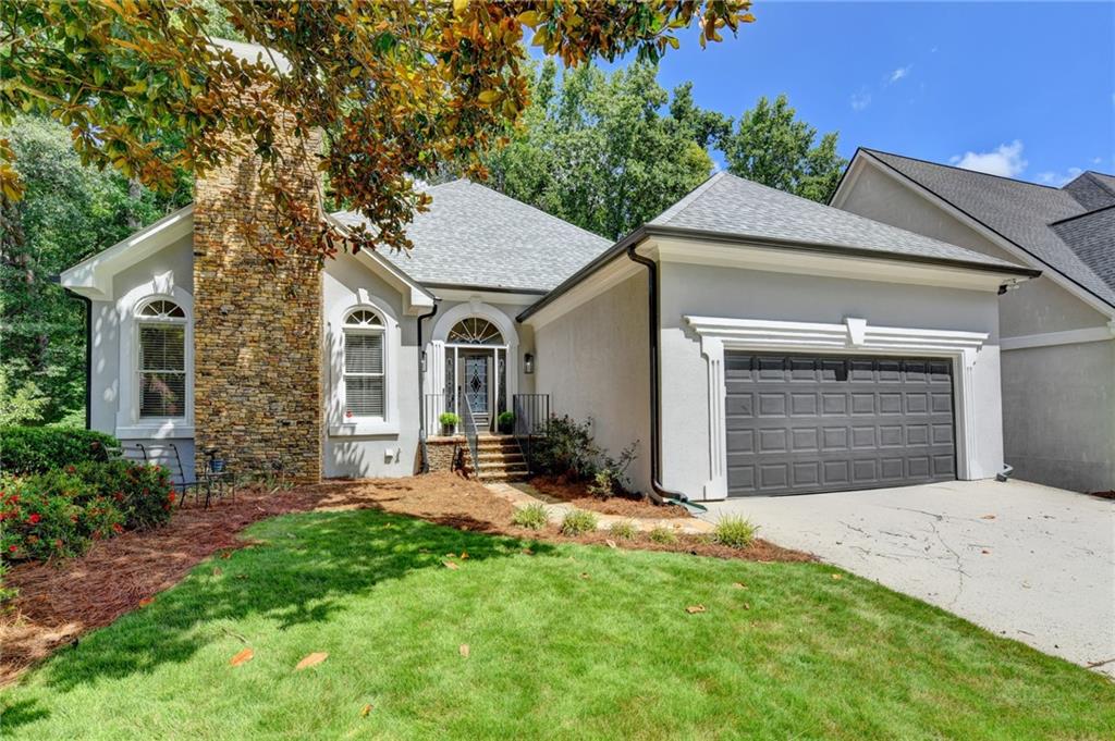 4860 Haydens Walk Drive Property Photo 1