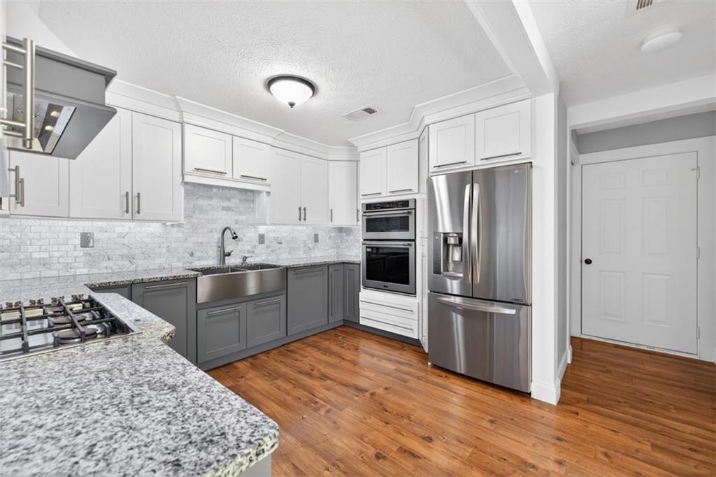 121 Brownsmill Drive Property Photo 10
