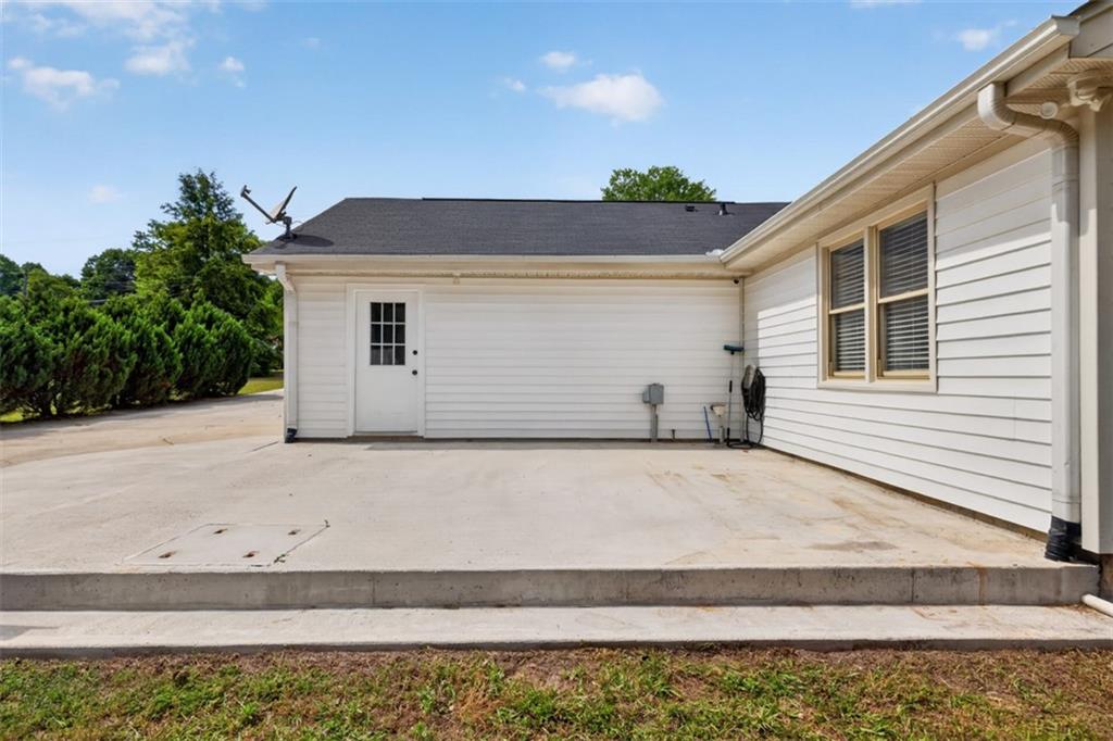 121 Brownsmill Drive Property Photo 40
