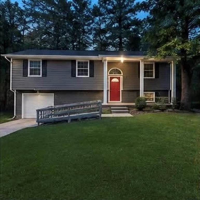 2153 Cherokee Valley Circle Property Photo 1