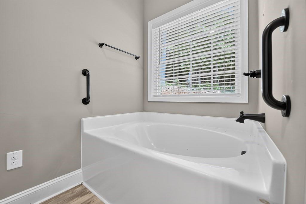 607 Satsuma Court S Property Photo 22