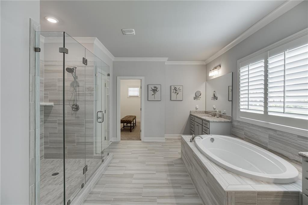 4695 Gablestone Crossing Property Photo 48