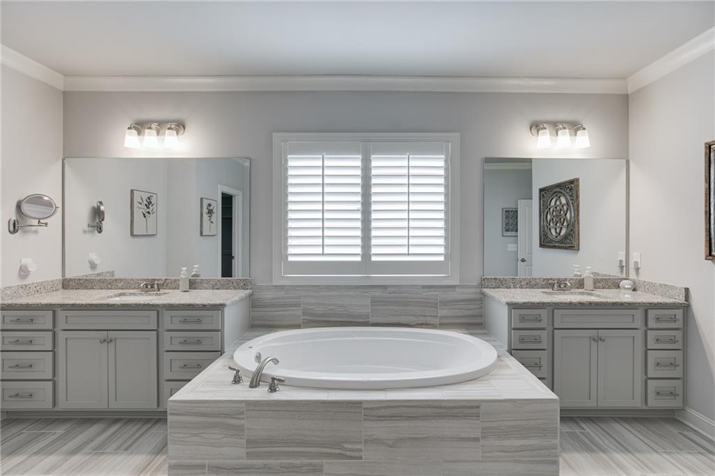 4695 Gablestone Crossing Property Photo 49