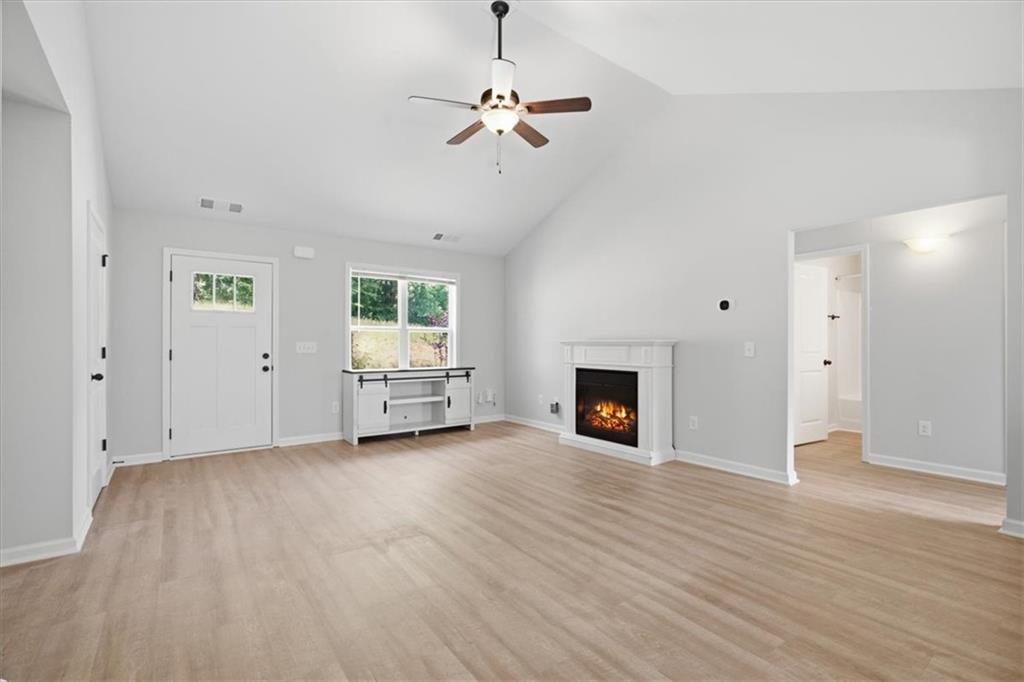39 Fireside Ridge Drive Property Photo 7