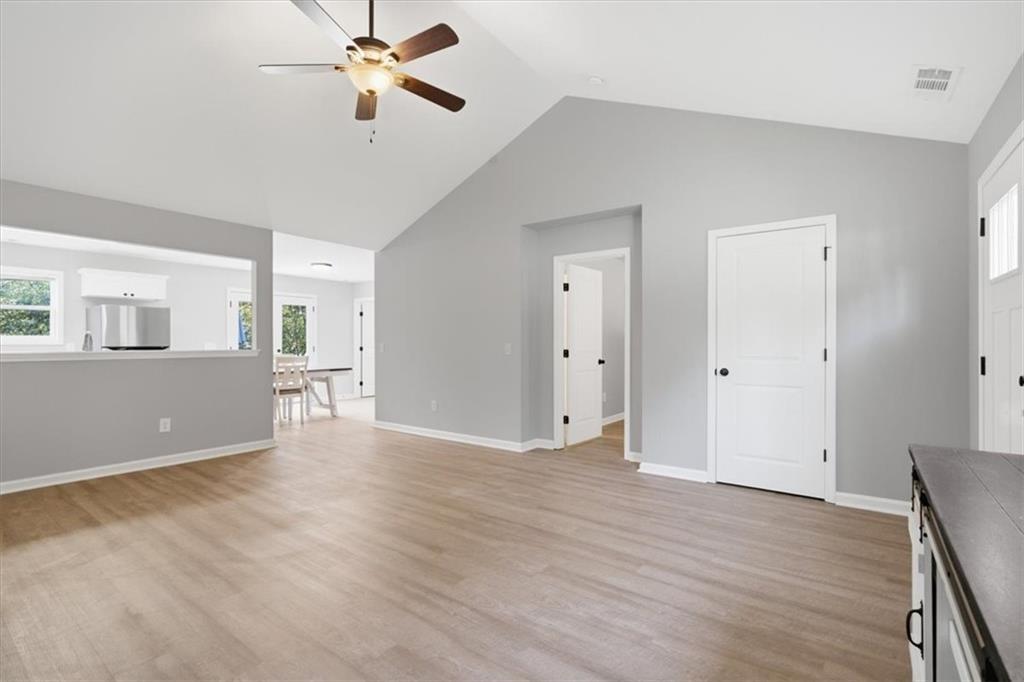 39 Fireside Ridge Drive Property Photo 8