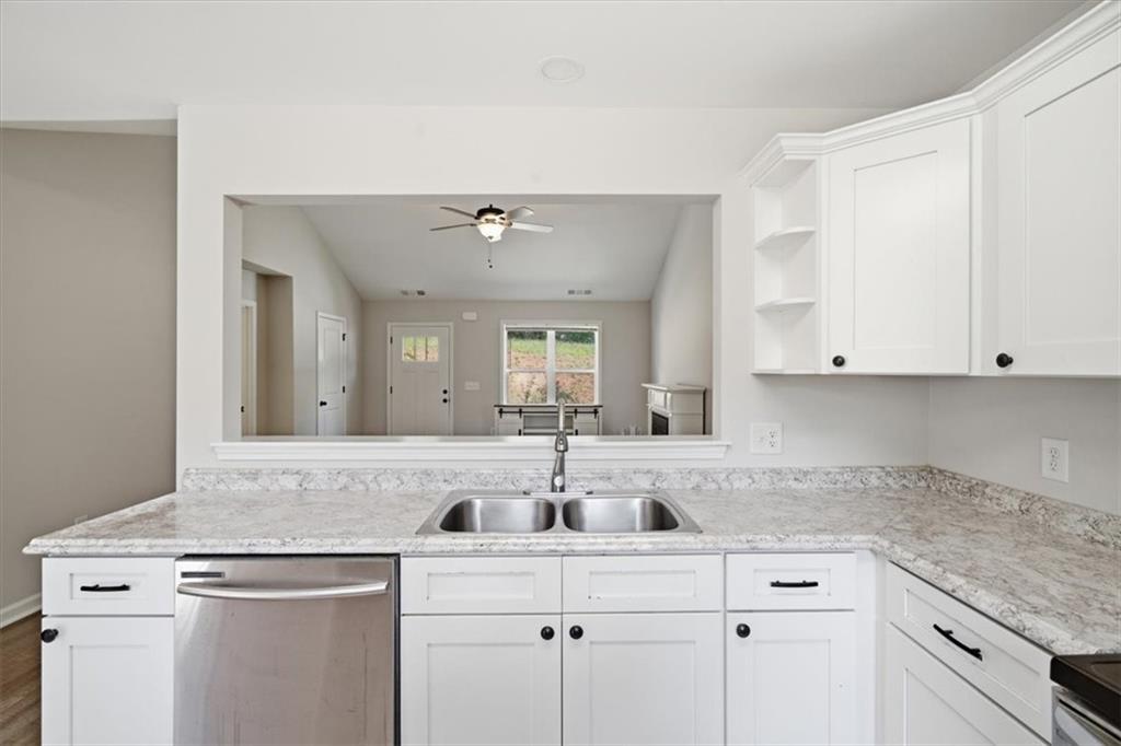 39 Fireside Ridge Drive Property Photo 12