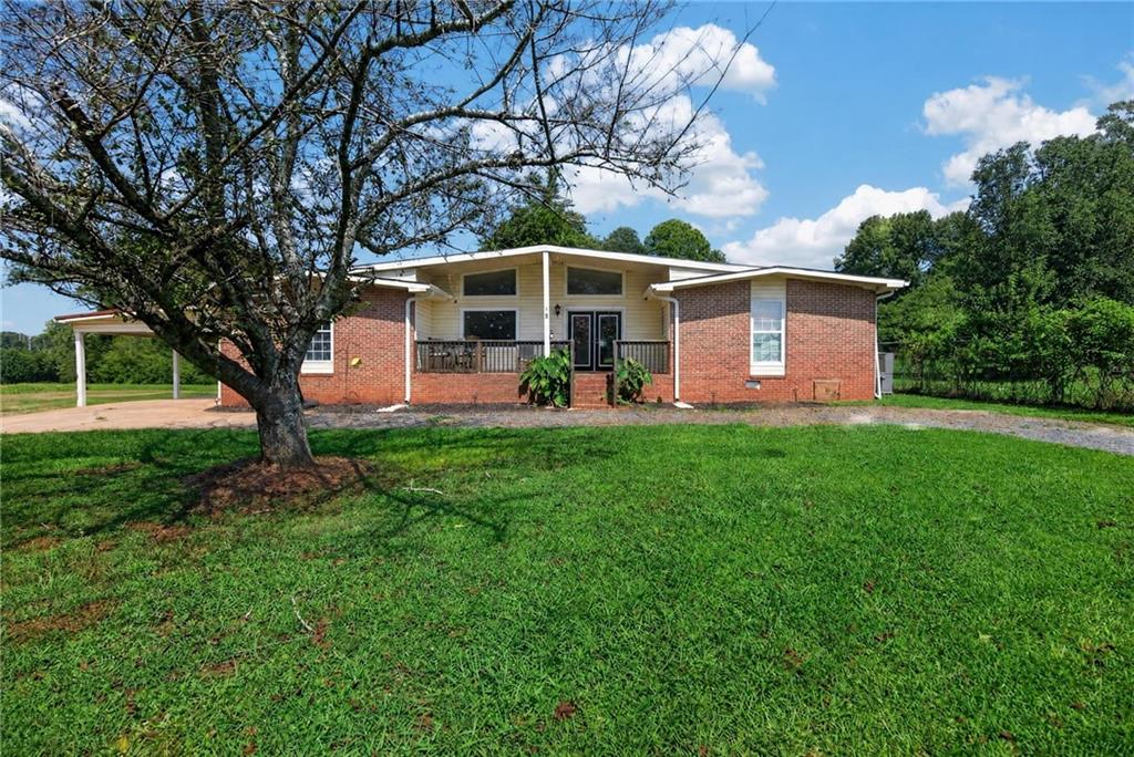18 Old Potash Road Property Photo 1