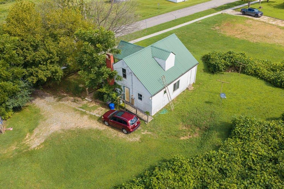 1245 E Main Street E Property Photo 9