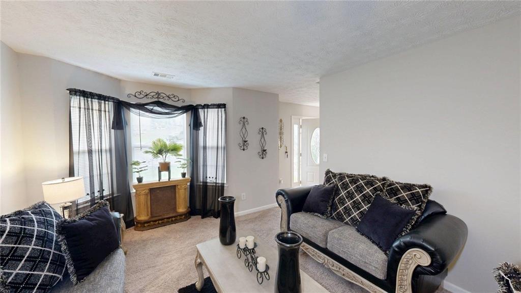 5613 Winchester Place Property Photo 7