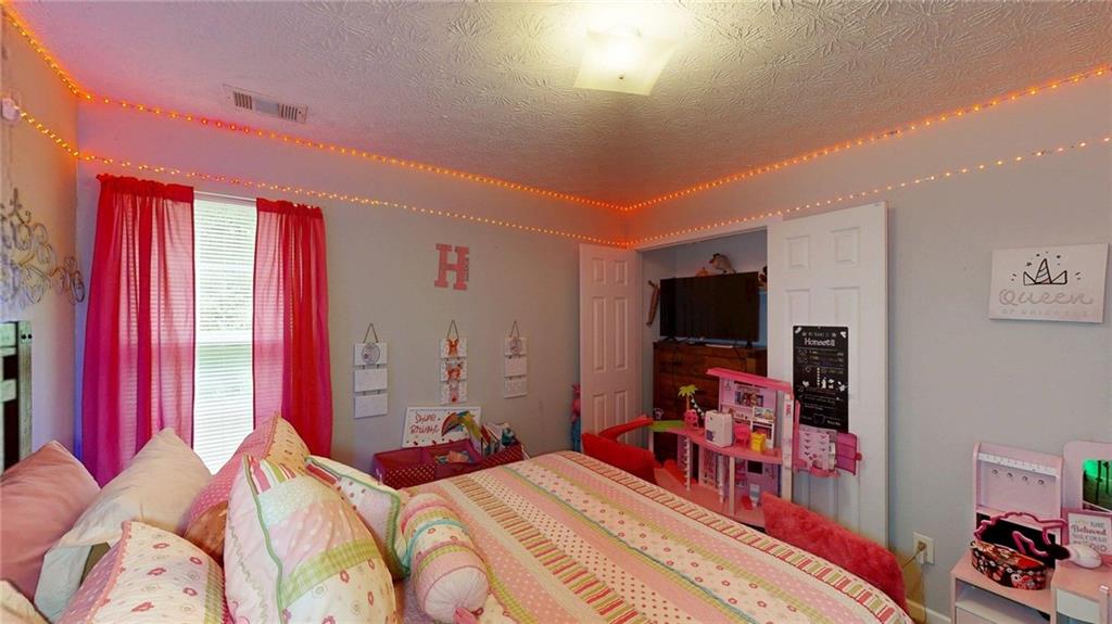 5613 Winchester Place Property Photo 23