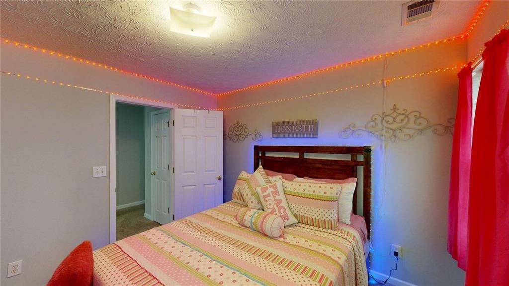 5613 Winchester Place Property Photo 24