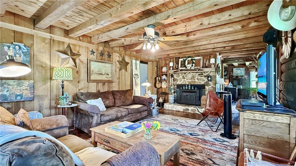527 Beason Road Se Property Photo 8