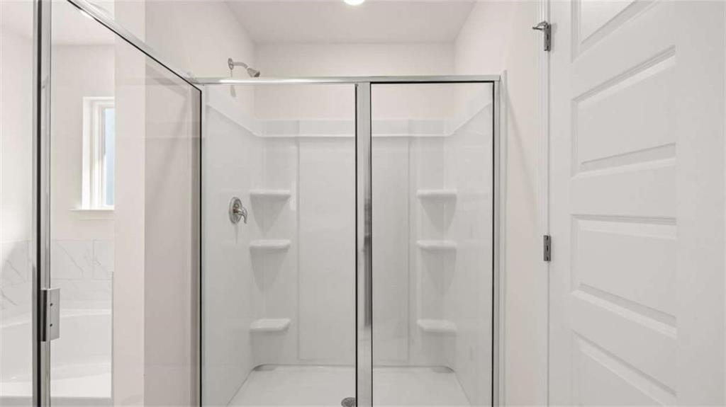 2221 Edgecombe Lane Property Photo 22