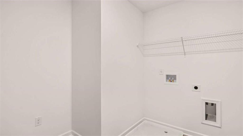 2221 Edgecombe Lane Property Photo 39