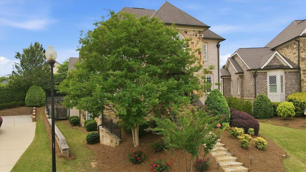 5869 Chickasaw Lane Property Photo 2