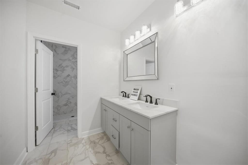 5869 Chickasaw Lane Property Photo 32